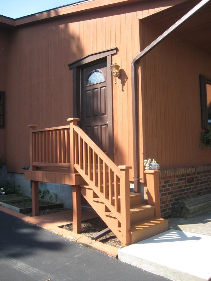 Serenity On The Lake Auburn Exterior foto